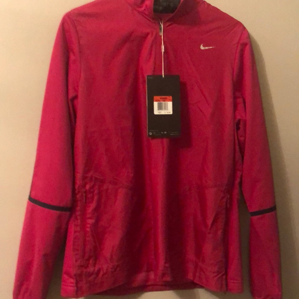 Nike golf half zip pullover Size Large. NWT
